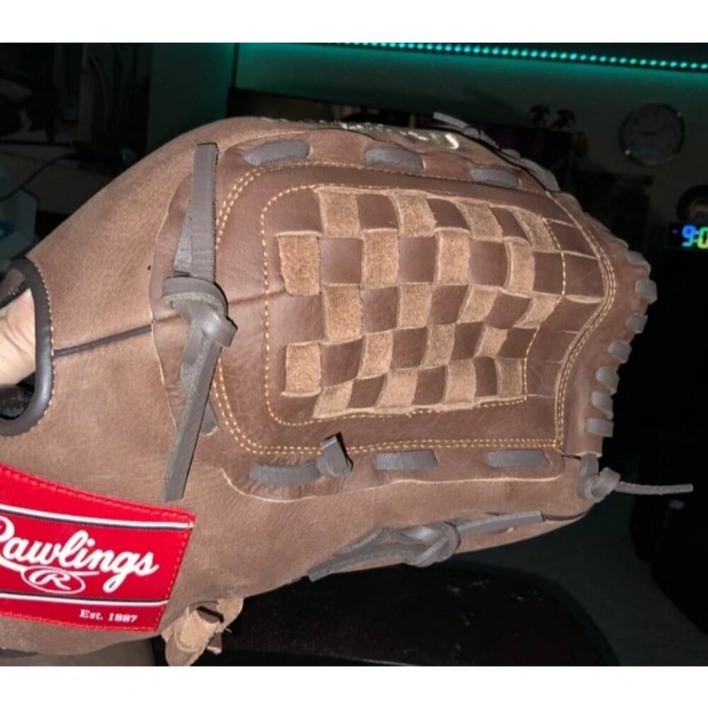 Player Preferred Glove Series Baseball/Slow-pitch Softball Multiple Styles